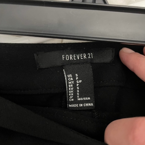 Black trousers with cute flare at bottom - Picture 3 of 4